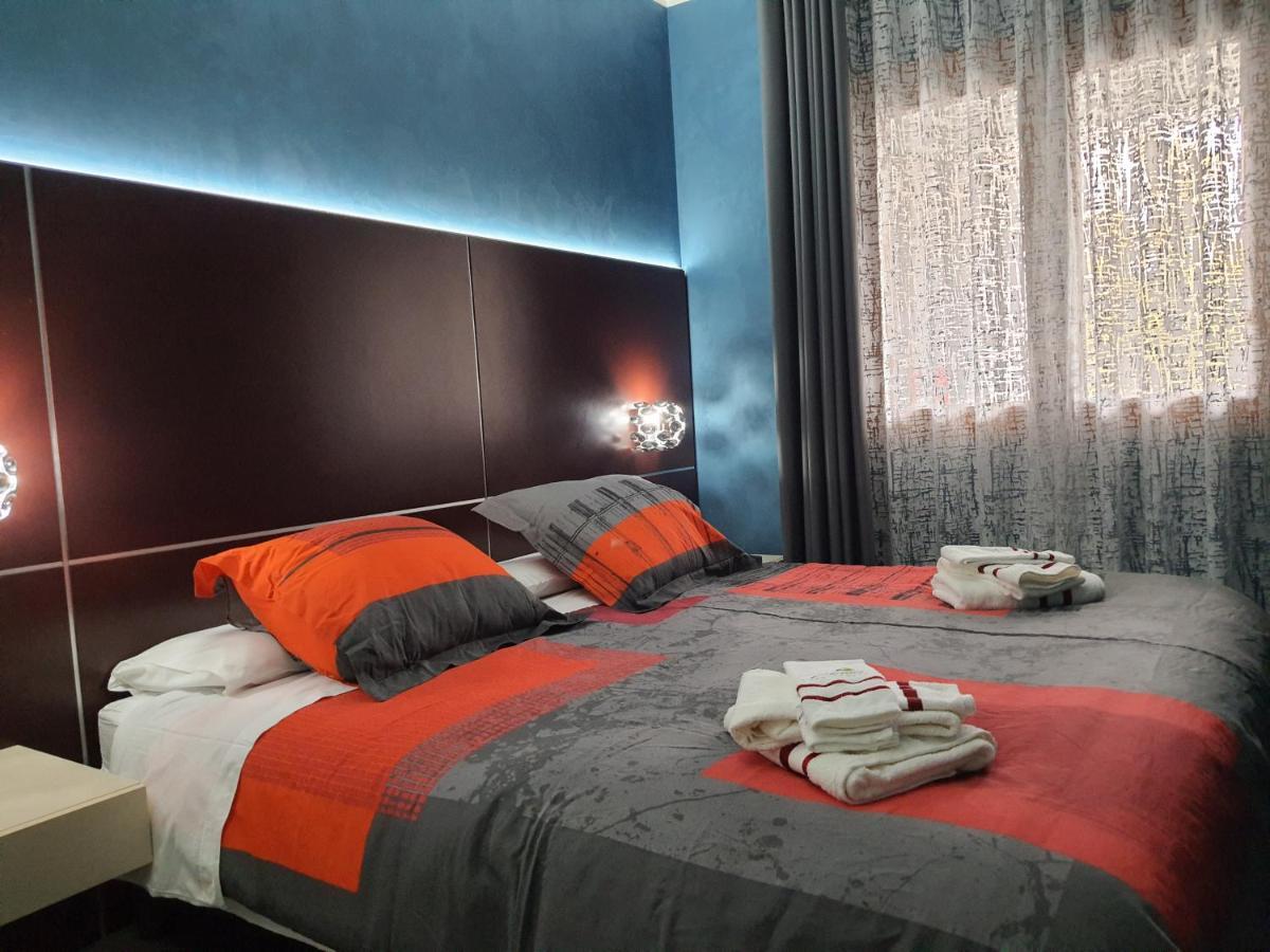 Manu'S Guest Suite Cosenza Exterior photo