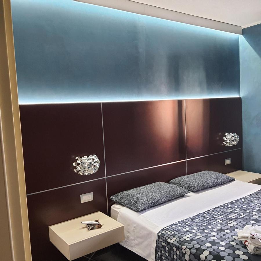 Manu'S Guest Suite Cosenza Exterior photo