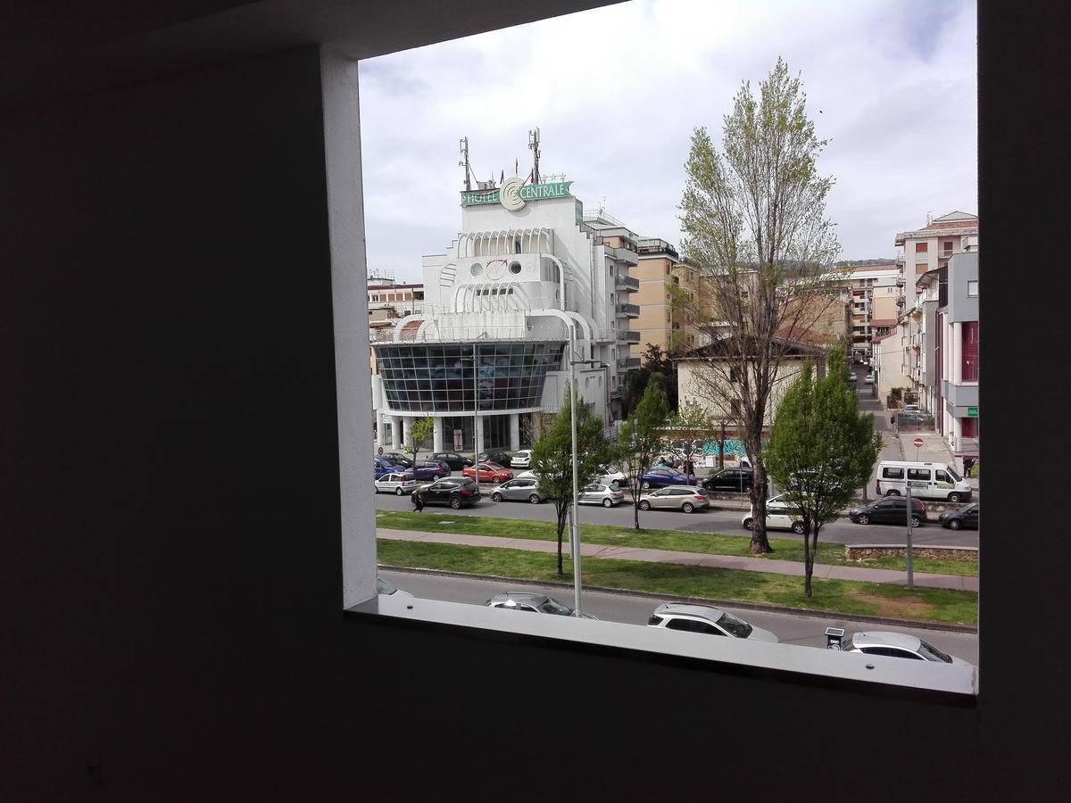 Manu'S Guest Suite Cosenza Exterior photo